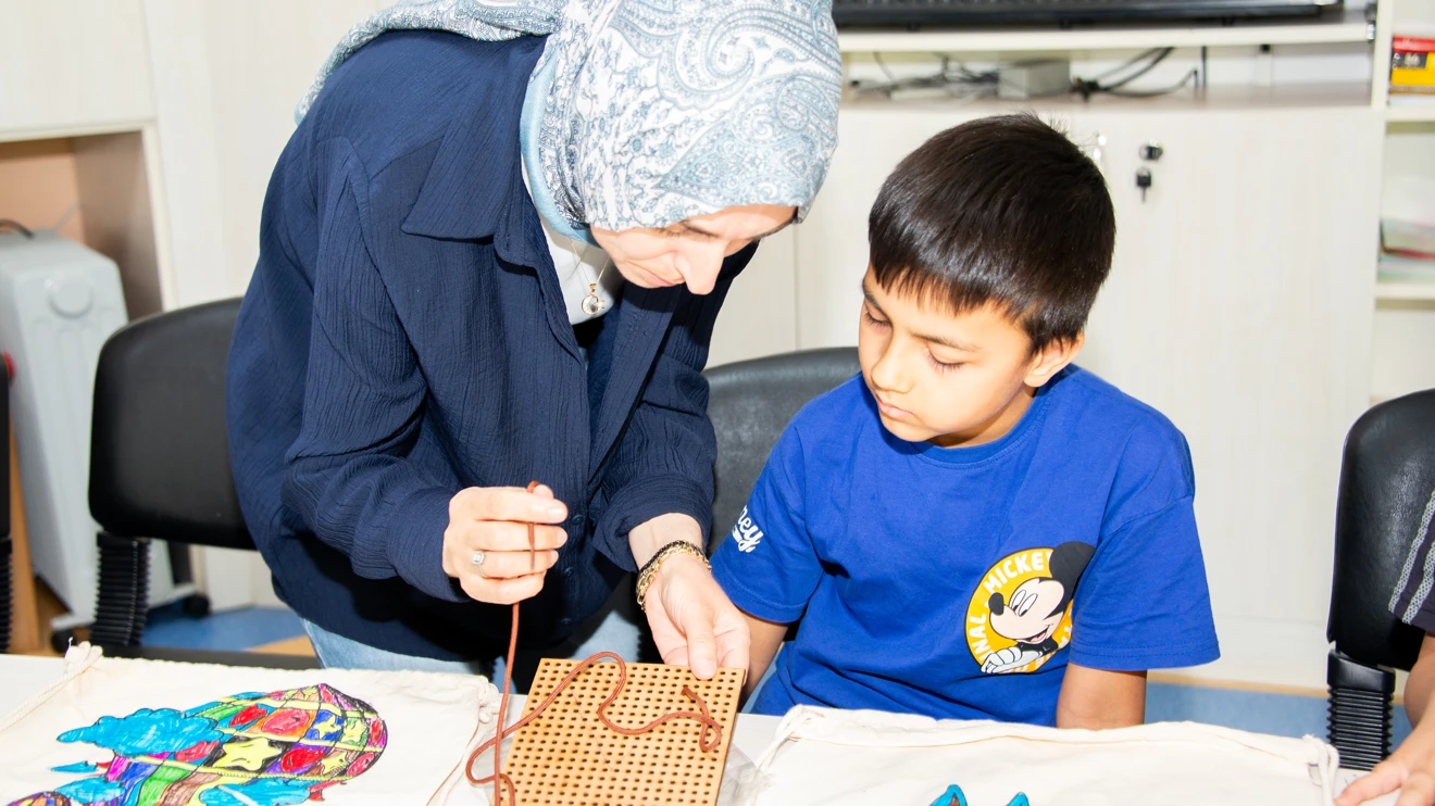 Tedavi gören çocuklara moral etkinlikleri düzenlendi